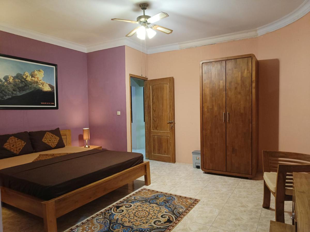 Ada Waktu Homestay Jejeran Экстерьер фото