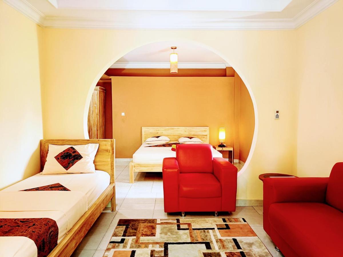 Ada Waktu Homestay Jejeran Экстерьер фото